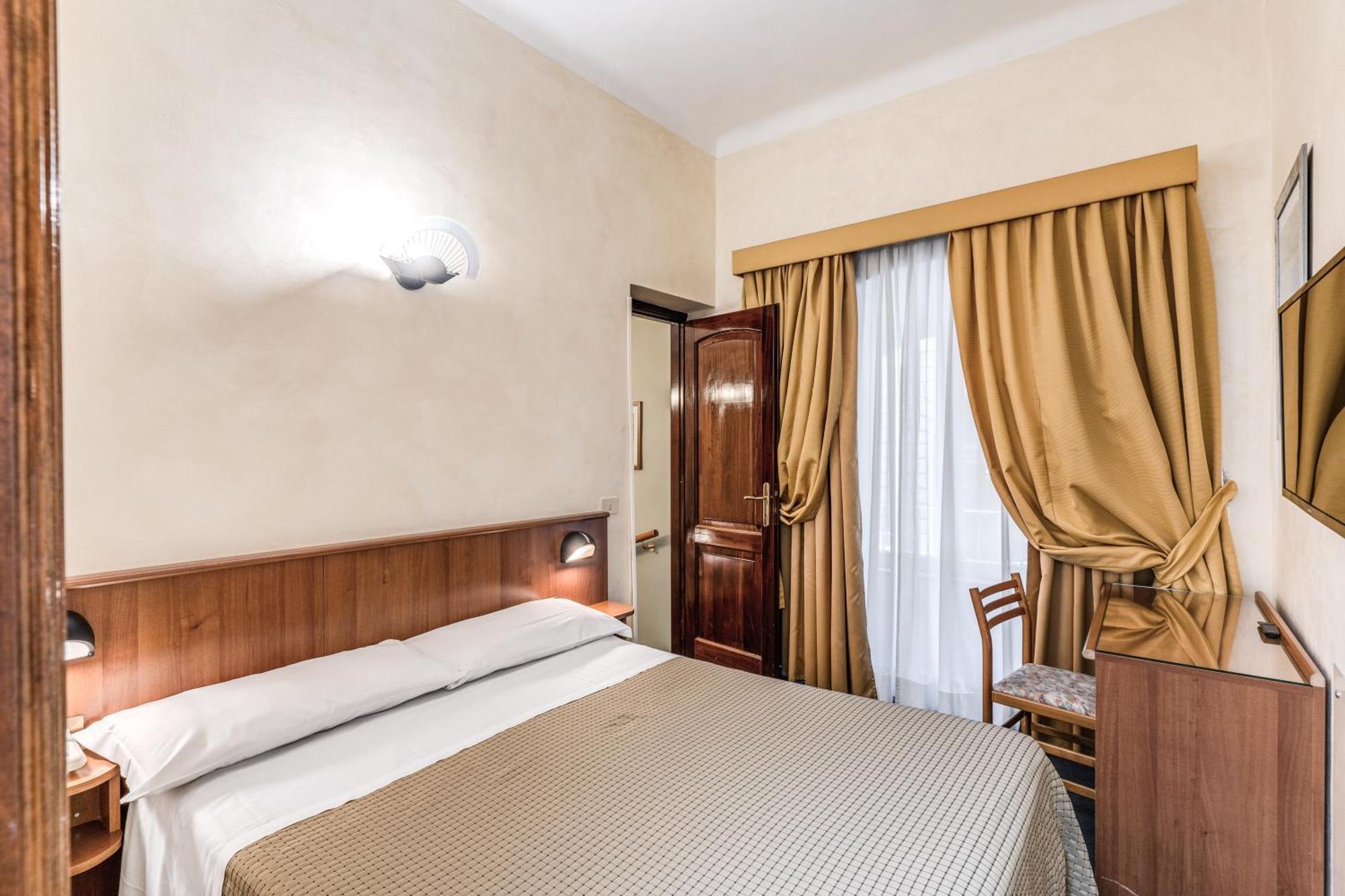 Hotel Corona Roma Dış mekan fotoğraf